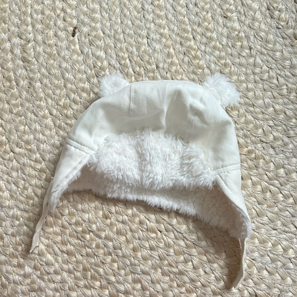 Old navy 12-18 months solid white faux fur trapper hat bear ears fleece
